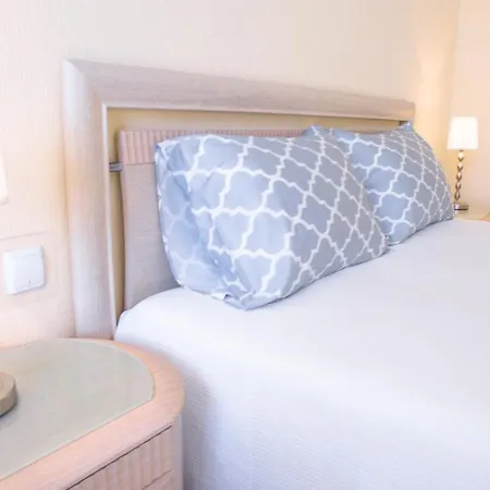 Gorodskoy Val 9 Apartament *