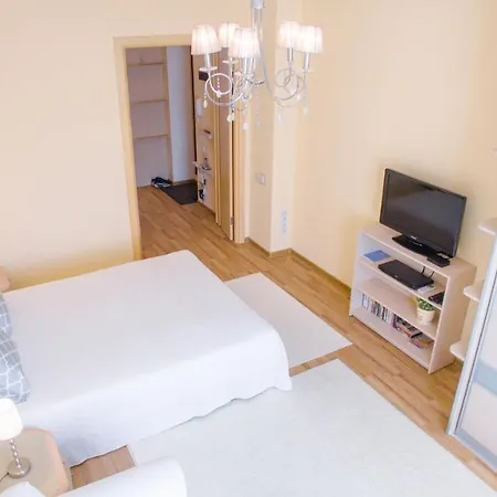 Gorodskoy Val 9 Apartament *